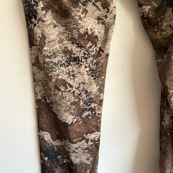 Outdoor Camouflage Cargo Pants - Picture 5 of 7